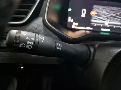 Renault Clio techno Eco-G 100cv (74kW)