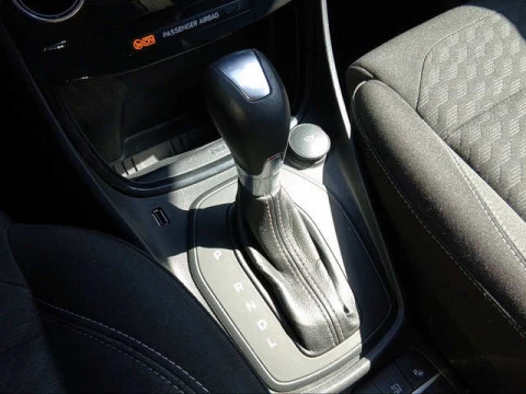 Ford Puma 1.0 EcoBoost MHEV Titanium Design Auto 92 kW (125 CV)