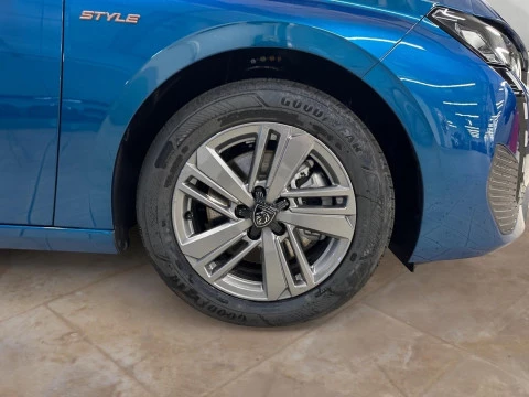 Peugeot 308 5P Style PureTech 130 S&S MAN