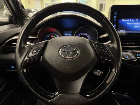 Toyota C-HR 1.8 125H Advance 90 kW (122 CV)