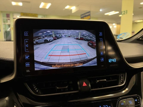 Toyota C-HR 1.8 125H Advance 90 kW (122 CV)