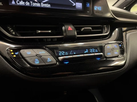 Toyota C-HR 1.8 125H Advance 90 kW (122 CV)