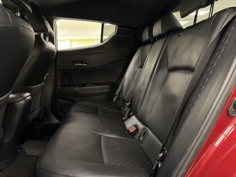 Toyota C-HR 1.8 125H Advance 90 kW (122 CV)