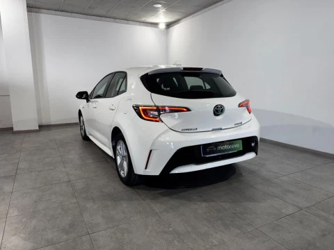 Toyota Corolla 1.8 125H E-CVT ACTIVE