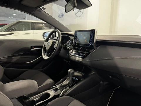 Toyota Corolla 1.8 125H E-CVT ACTIVE