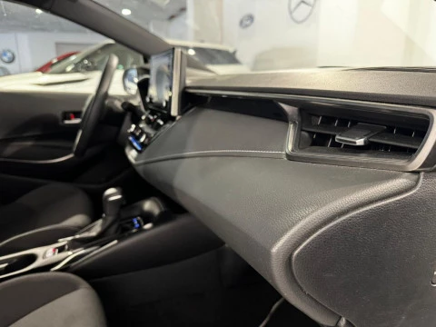 Toyota Corolla 1.8 125H E-CVT ACTIVE