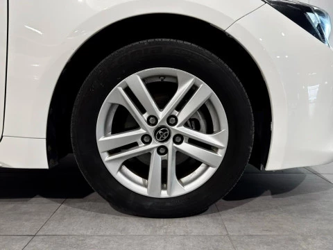 Toyota Corolla 1.8 125H E-CVT ACTIVE