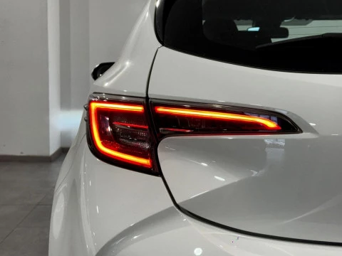 Toyota Corolla 1.8 125H E-CVT ACTIVE