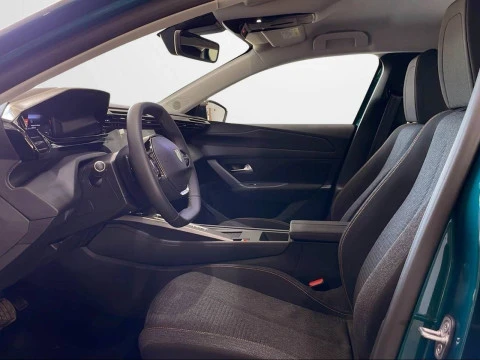 Peugeot 308 5P Style Hybrid MHEV 145 e-DCS6