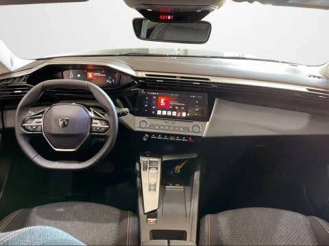 Peugeot 308 5P Style Hybrid MHEV 145 e-DCS6