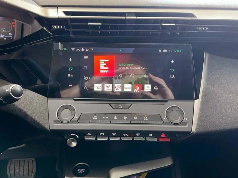Peugeot 308 5P Style Hybrid MHEV 145 e-DCS6
