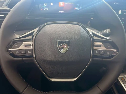 Peugeot 308 5P Style Hybrid MHEV 145 e-DCS6