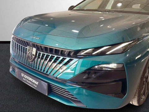 Peugeot 308 5P Style Hybrid MHEV 145 e-DCS6