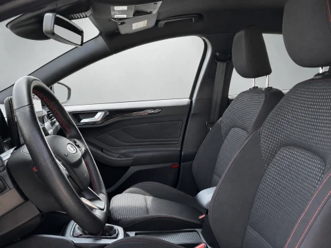 Ford Focus 1.0 Ecob. MHEV 92kW ST-Line Design SIP