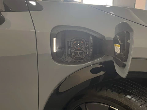 Nissan Ariya ARIYA 5p 63 kWh 4x2 Evolve