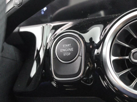 Mercedes-Benz Clase GLA 1.3 GLA 250 E DCT 218 5P