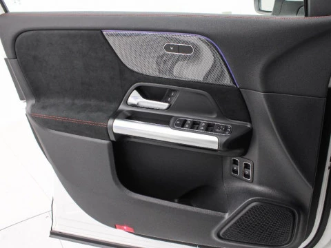 Mercedes-Benz Clase GLA 1.3 GLA 250 E DCT 218 5P