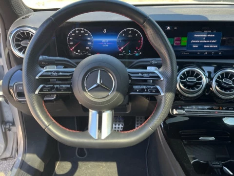 Mercedes-Benz Clase A  200 d Sedán