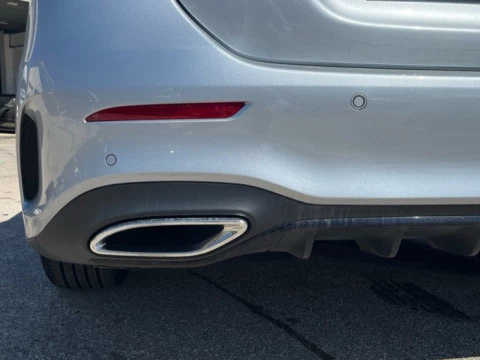 Mercedes-Benz Clase A  200 d Sedán