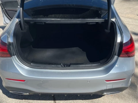 Mercedes-Benz Clase A  200 d Sedán