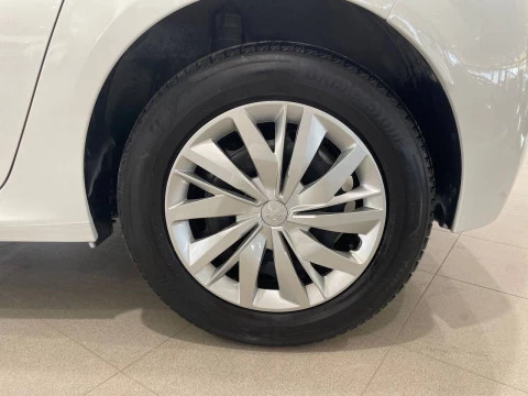 Peugeot 208 BlueHDi 73kW (100CV) Active