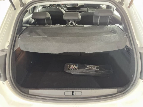 Peugeot 208 BlueHDi 73kW (100CV) Active