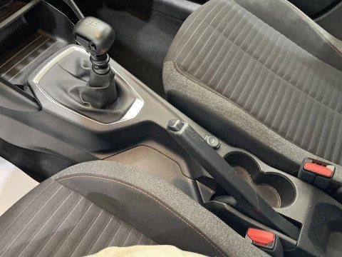 Peugeot 208 BlueHDi 73kW (100CV) Active