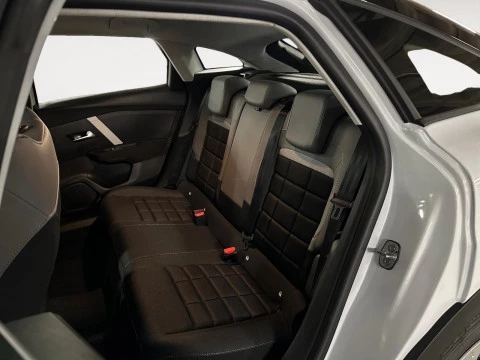 Citroën C4 Hybrid 110 ë-DCS6 Plus