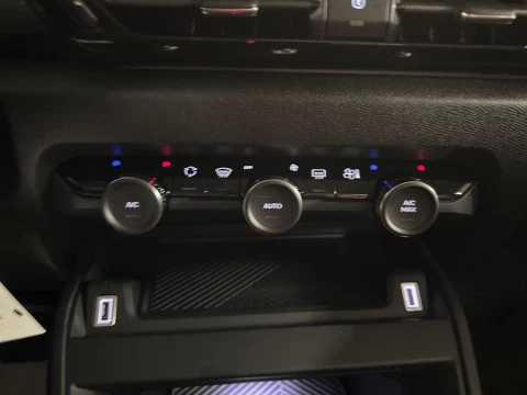 Citroën C4 Hybrid 110 ë-DCS6 Plus