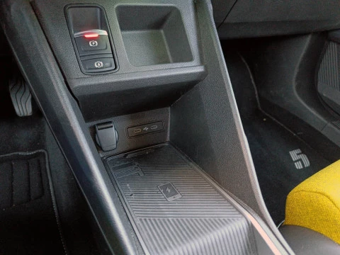 Renault R5 RENAULT 5 E-TECH ICONIC CINQ AUTONOMíA CONFORT 110 KW 5P