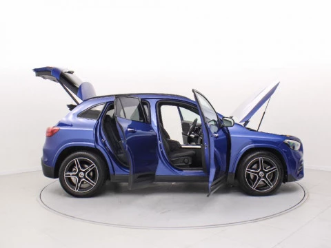 Mercedes-Benz GLA 200D