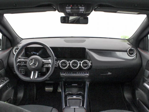 Mercedes-Benz GLA 200D