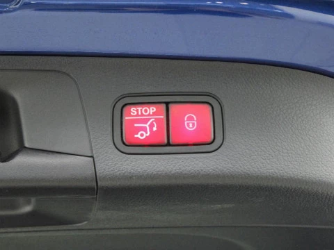 Mercedes-Benz GLA 200D