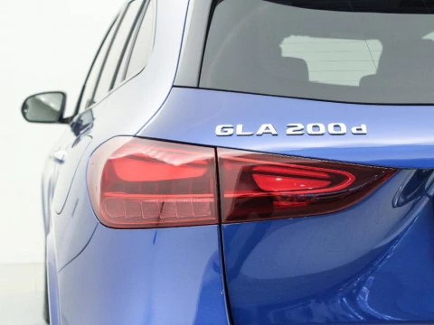 Mercedes-Benz GLA 200D