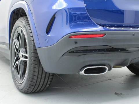 Mercedes-Benz GLA 200D