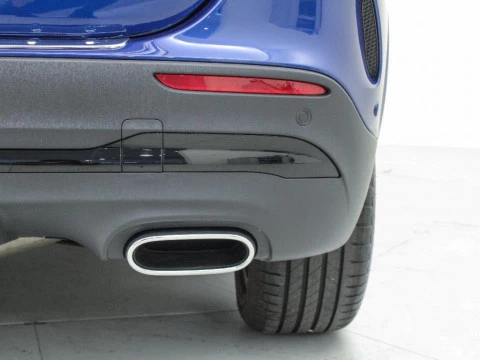 Mercedes-Benz GLA 200D