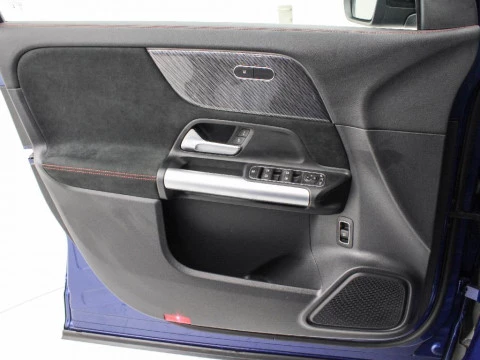 Mercedes-Benz GLA 200D