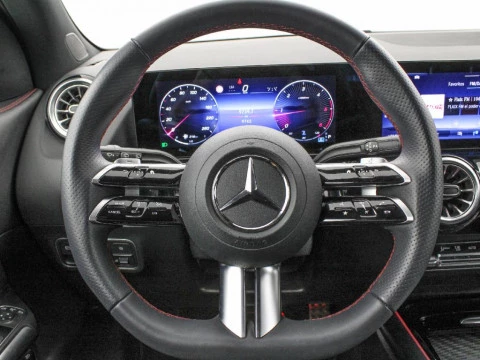 Mercedes-Benz GLA 200D