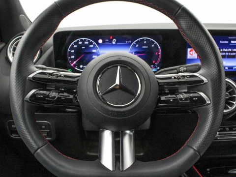 Mercedes-Benz GLA 200D
