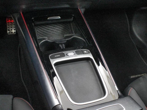 Mercedes-Benz GLA 200D