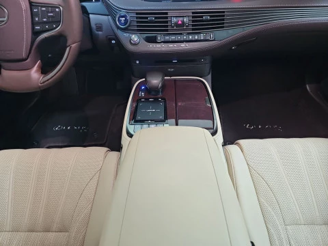 Lexus LS 500h Executive