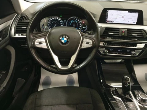 BMW X3 xDrive30e