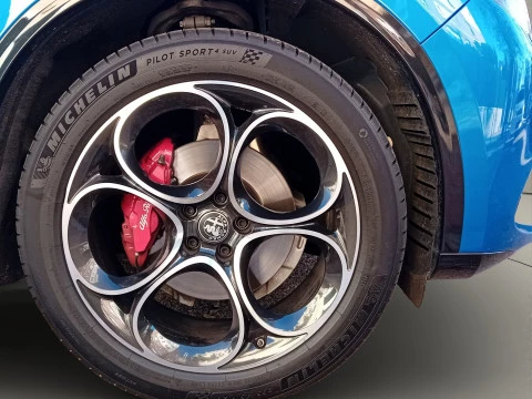 Alfa Romeo Stelvio 2.2 Diésel 154kW (210CV) Veloce Q4