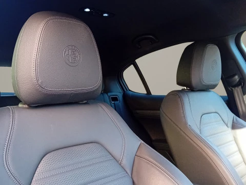 Alfa Romeo Stelvio 2.2 Diésel 154kW (210CV) Veloce Q4