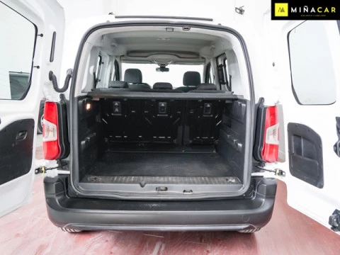 Peugeot Rifter BlueHDi 100 Active Pack Standard 73 kW (100 CV)