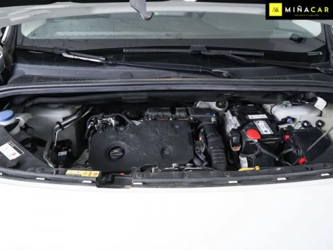 Peugeot Rifter BlueHDi 100 Active Pack Standard 73 kW (100 CV)