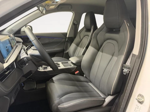 EBRO S400 1.5 DHE HEV Excellence CVT