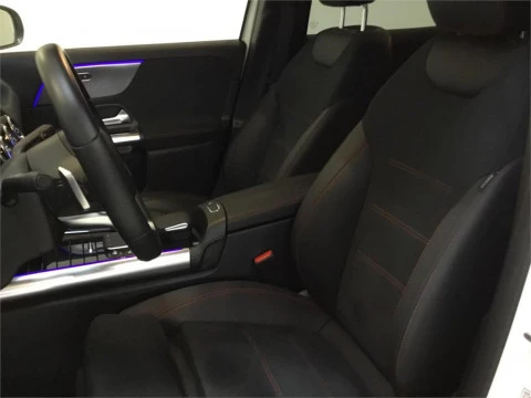 Mercedes-Benz EQA EQA 300 4MATIC