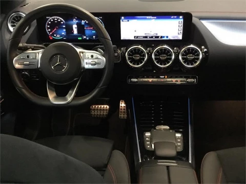 Mercedes-Benz EQA EQA 300 4MATIC