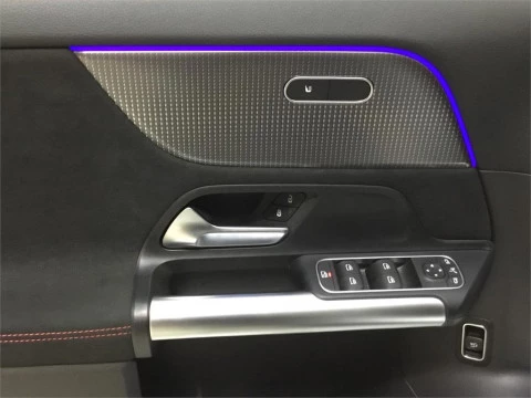 Mercedes-Benz EQA EQA 300 4MATIC